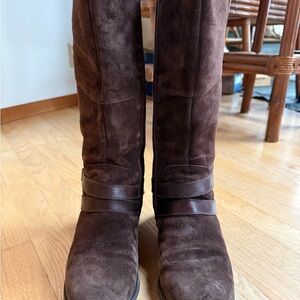 The North Face Brown Riding Boots with Primaloft
